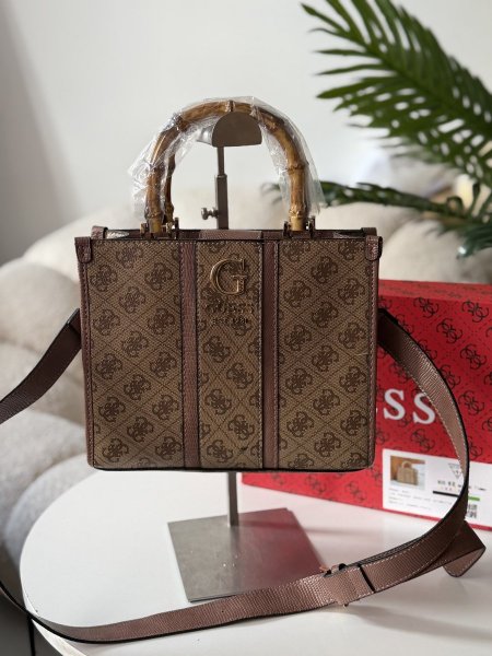 حقيبة جيس يد بامبو